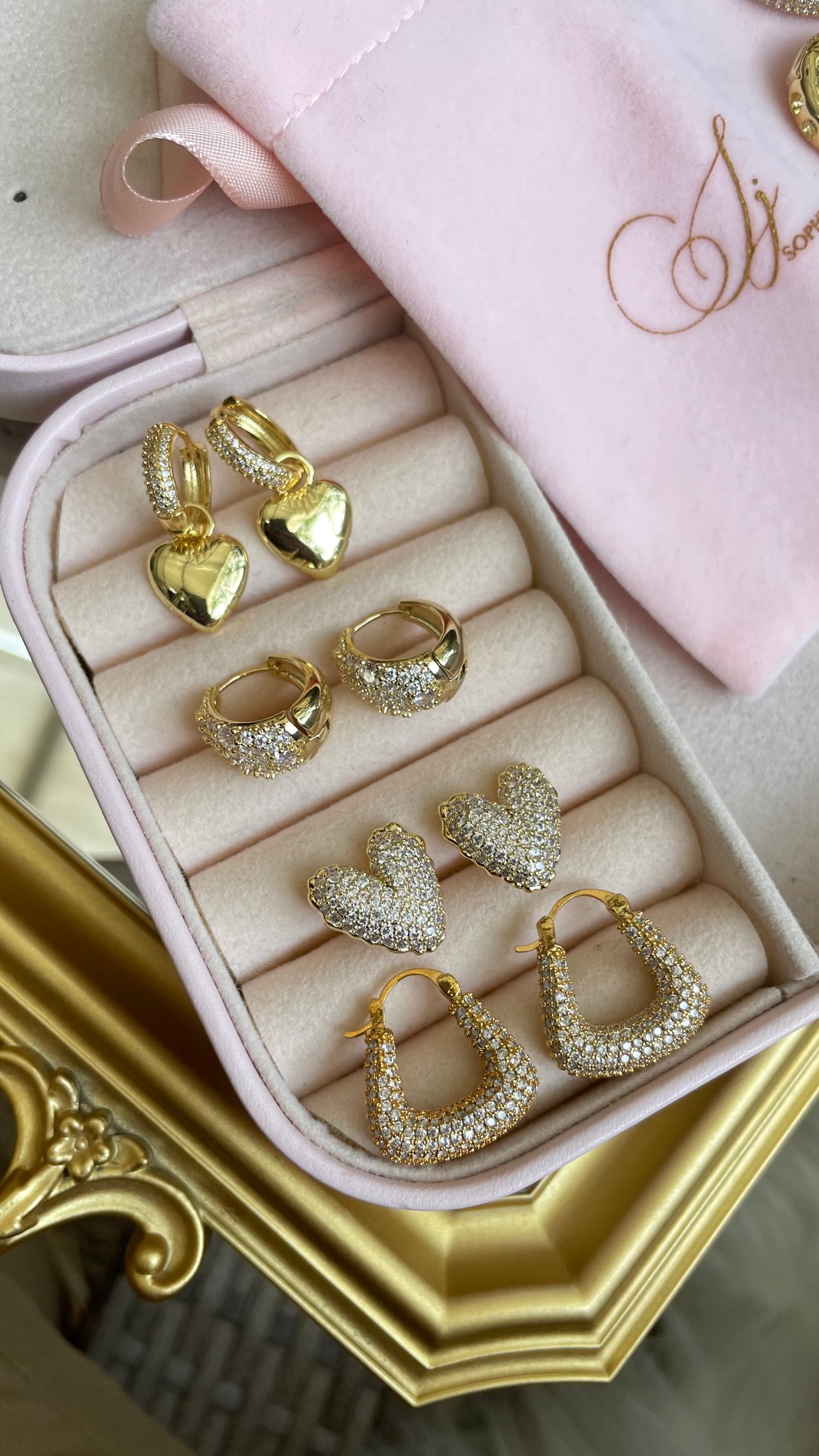 Aretes