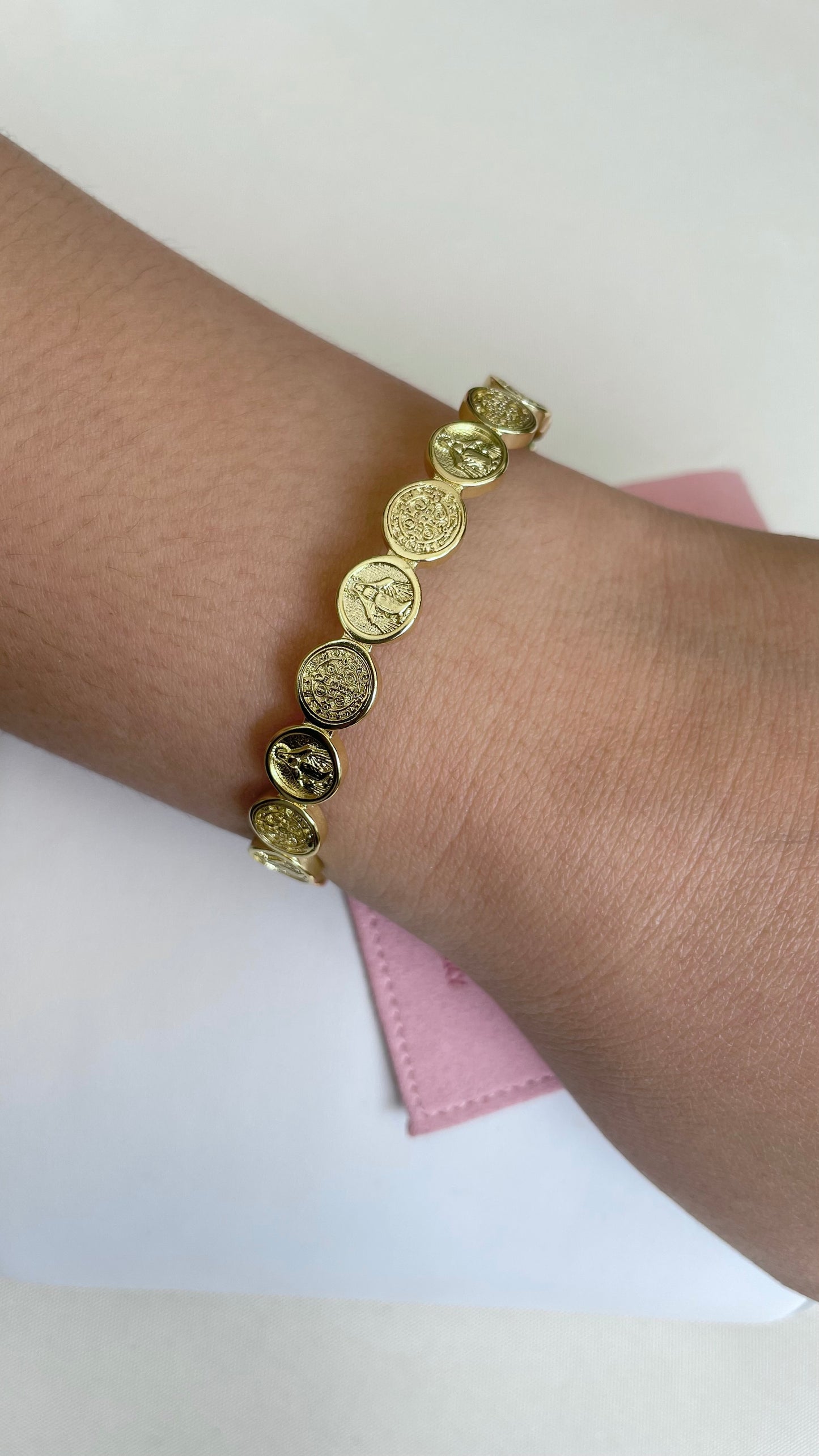 Brazaletes y Pulseras ajustables
