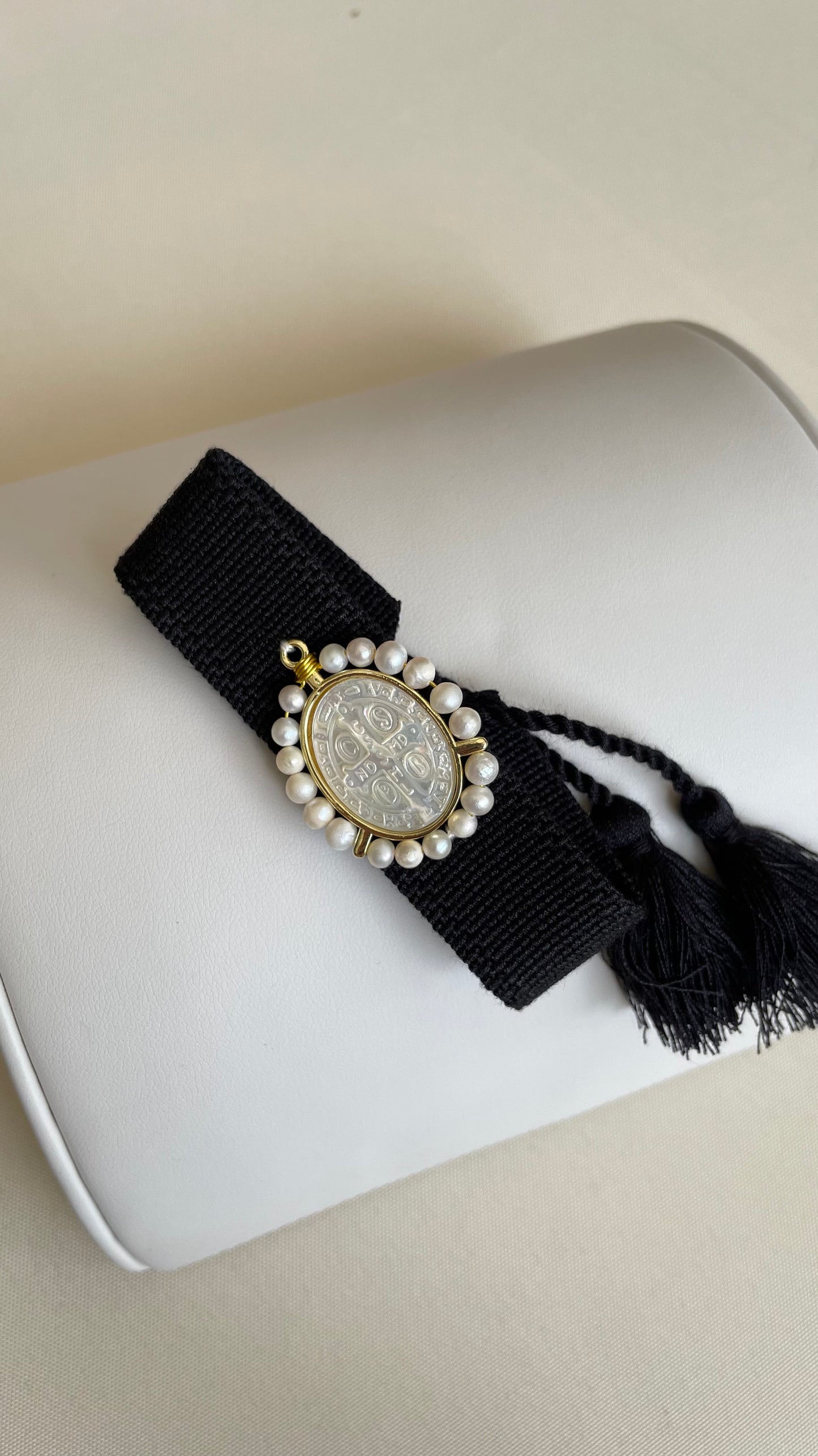 Brazaletes y Pulseras ajustables