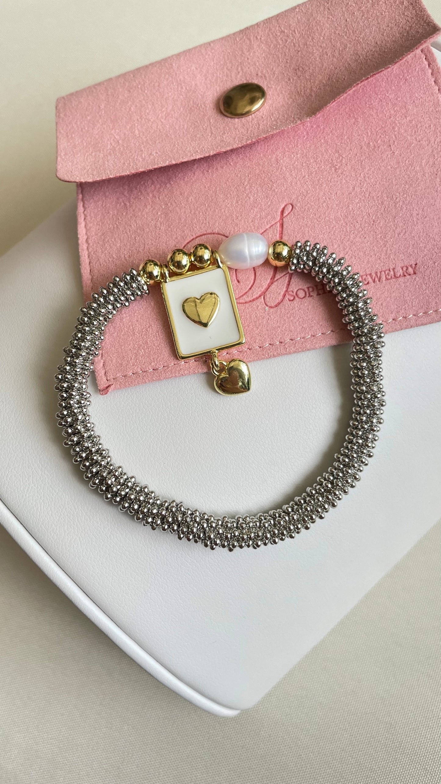 Pulsera ajustable