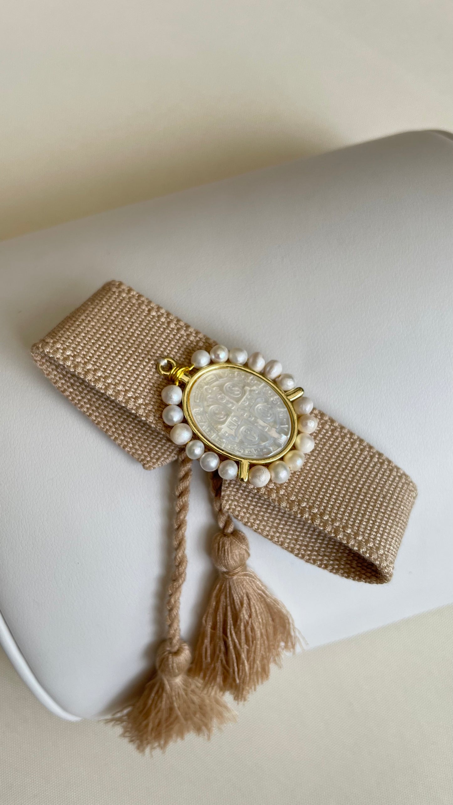 Brazaletes y Pulseras ajustables