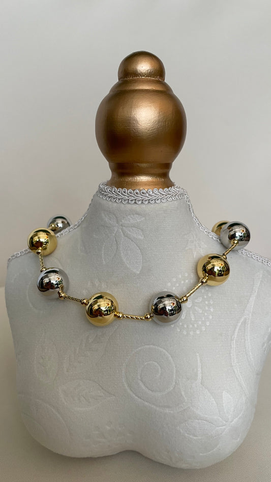 Collares de balines