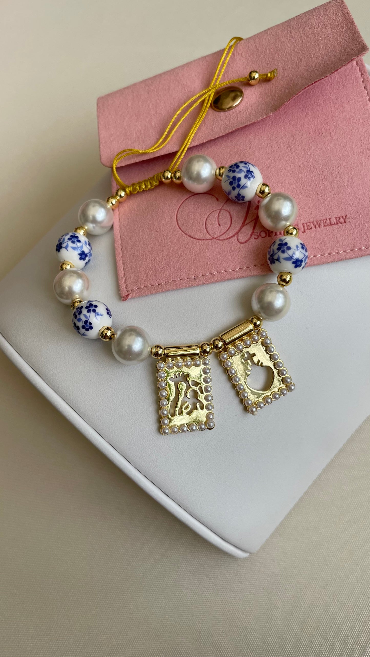 Brazaletes y Pulseras ajustables
