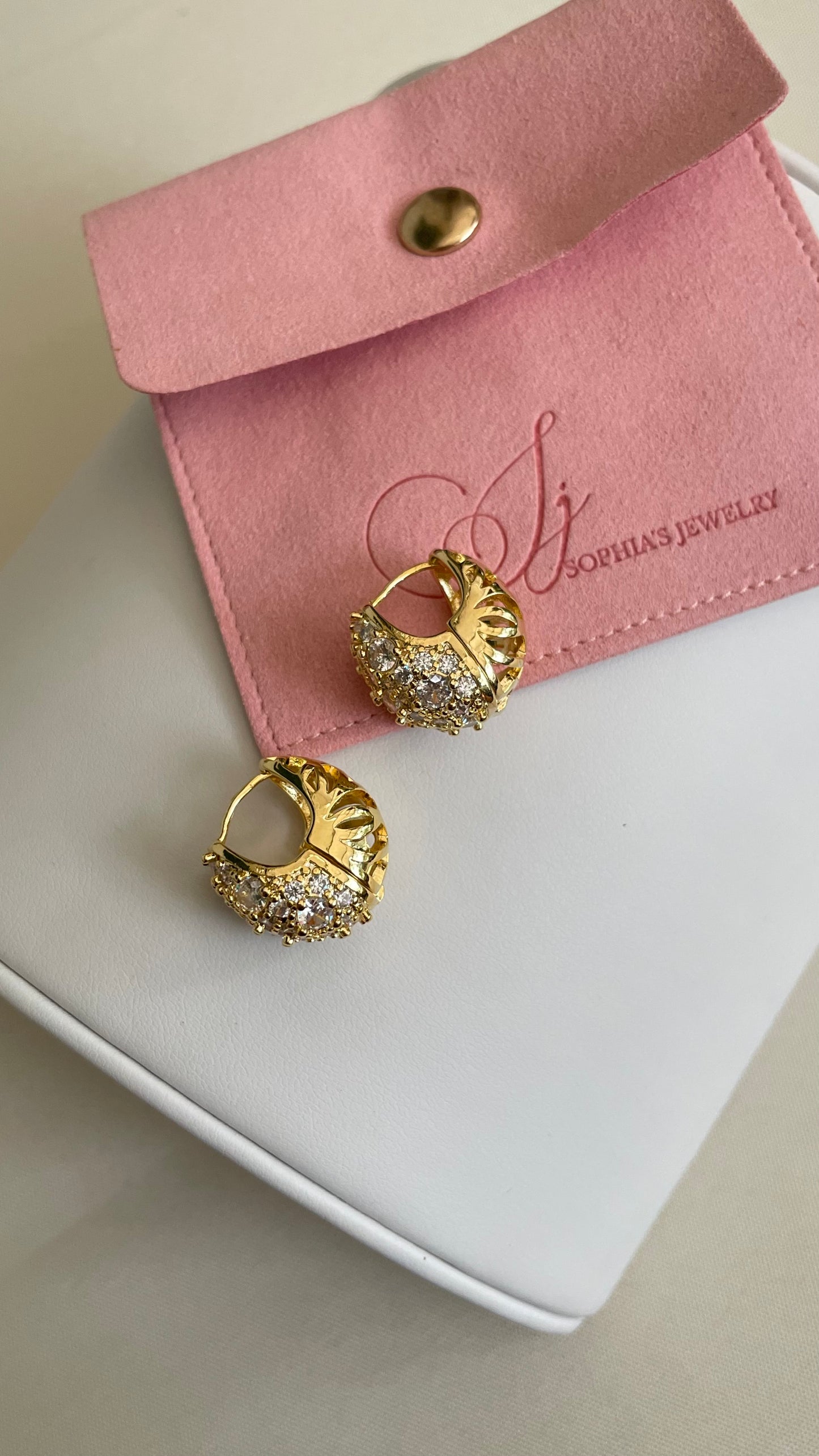 Aretes de microcirconia