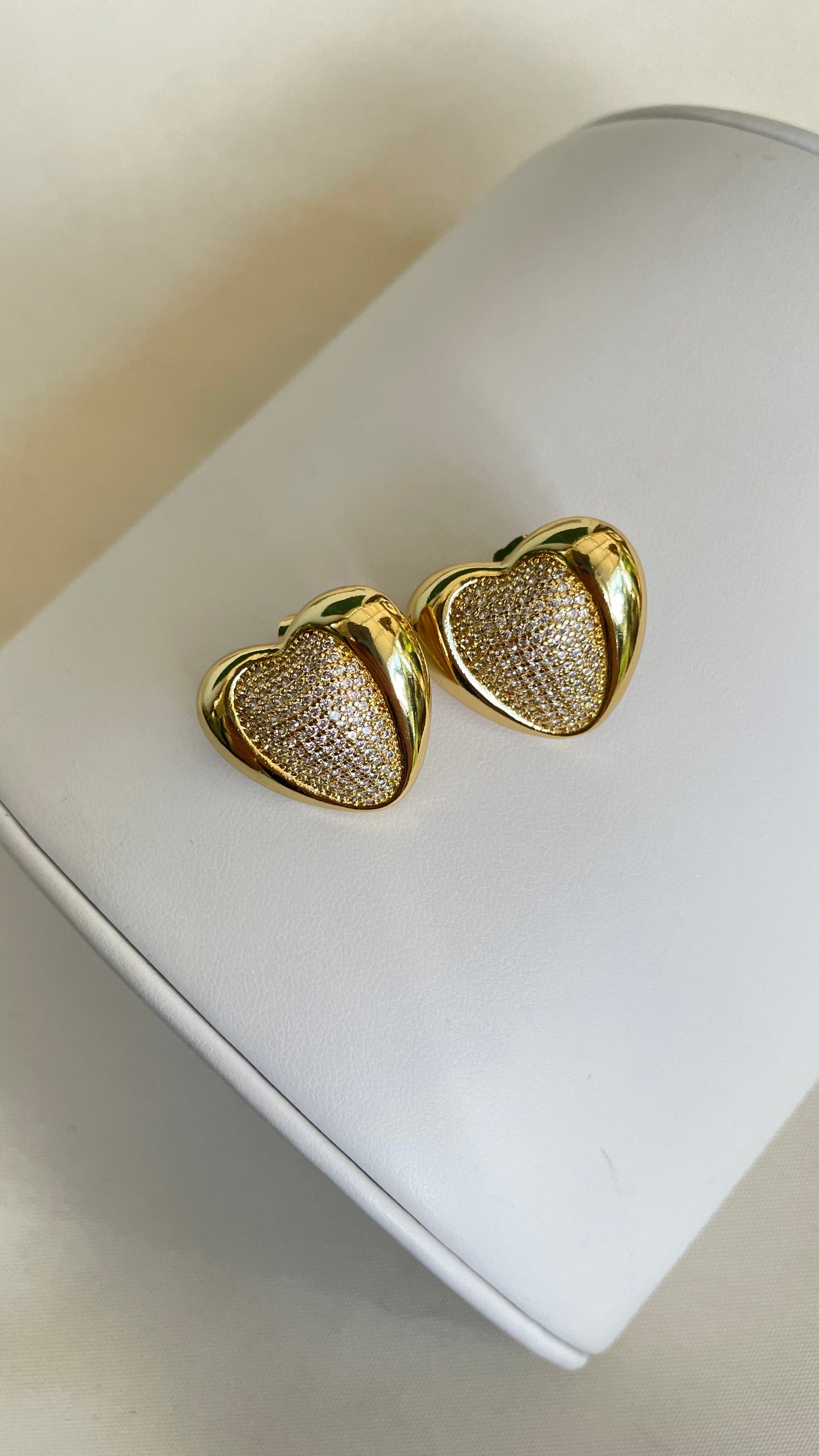 Aretes de microcirconia