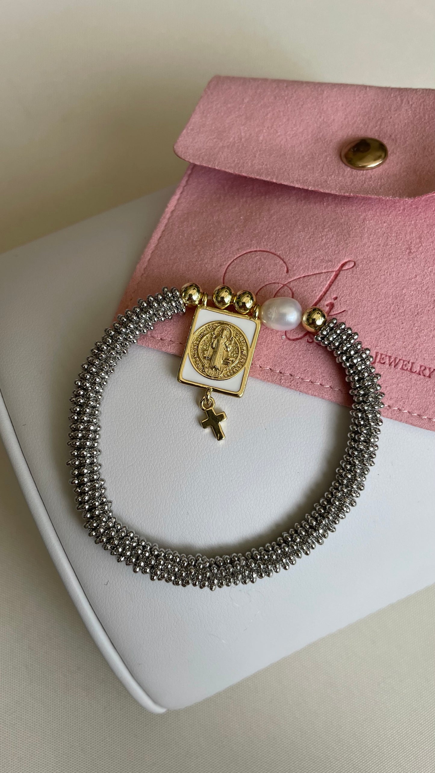 Pulsera ajustable
