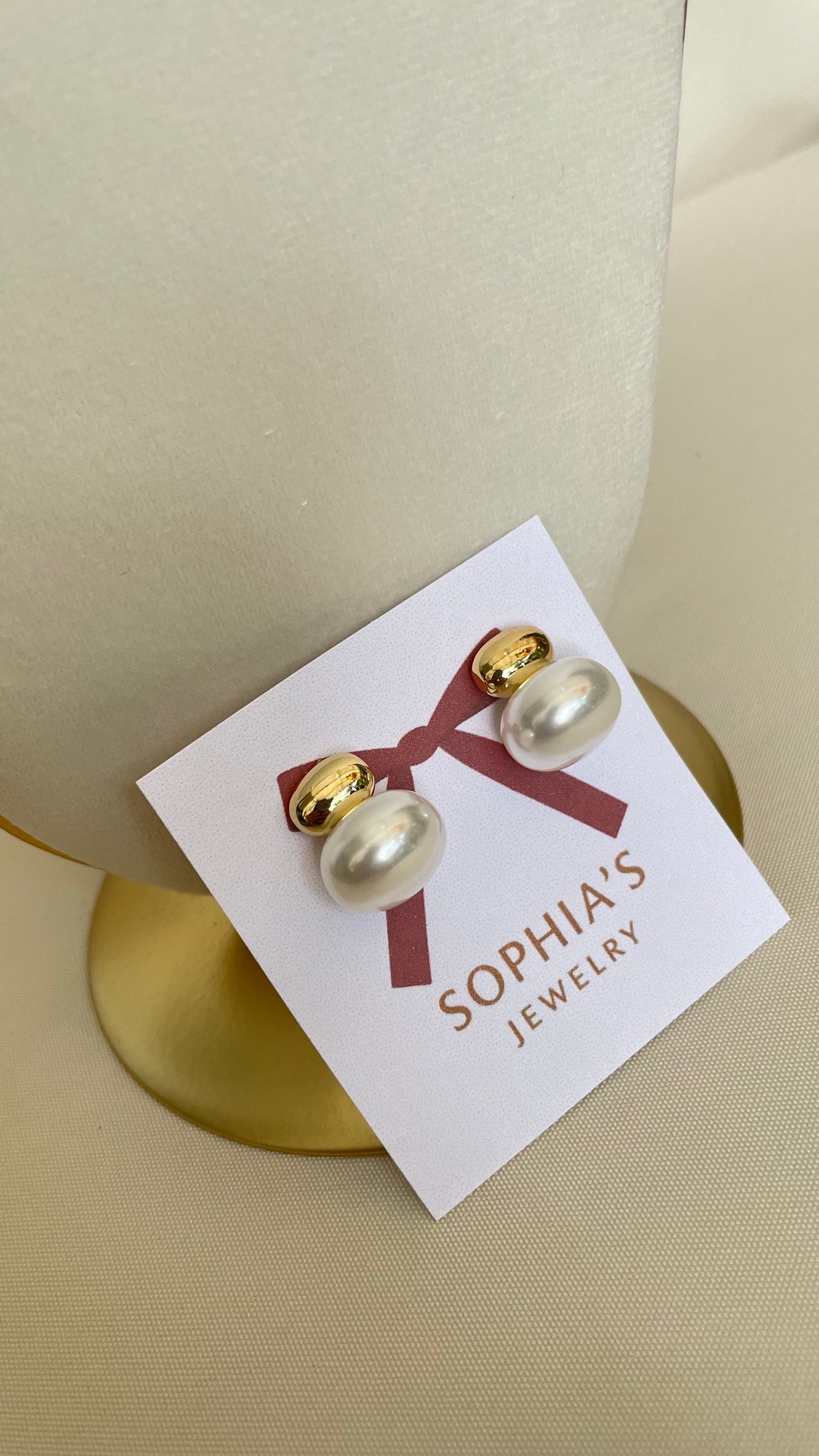 Aretes de perla medianos