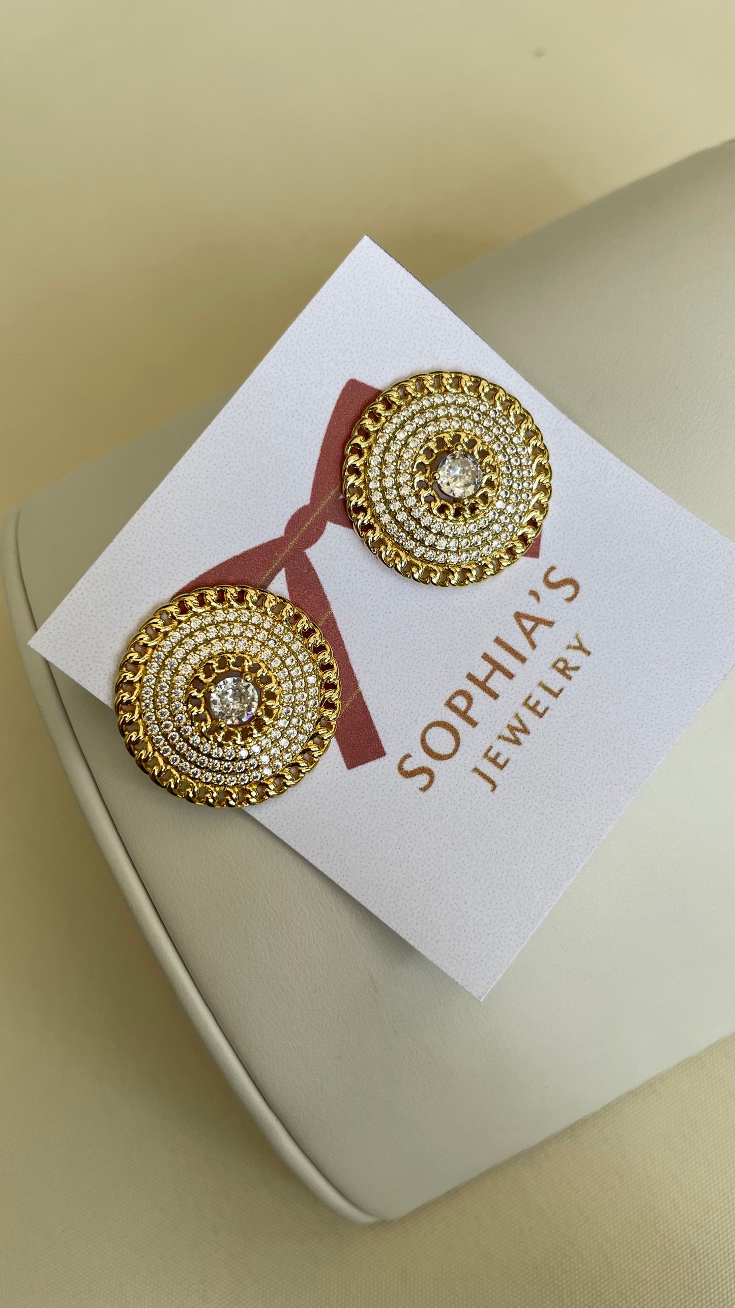 Aretes de microcirconia