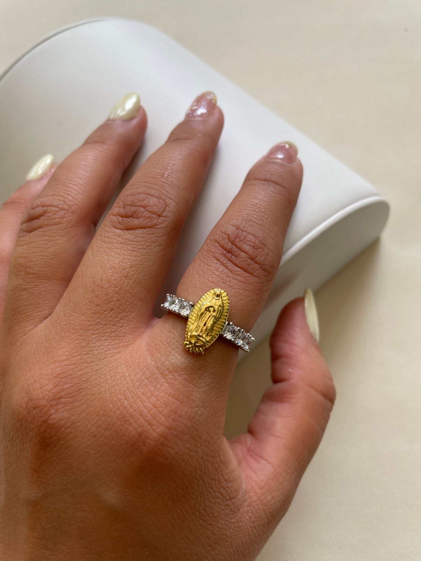 Anillos