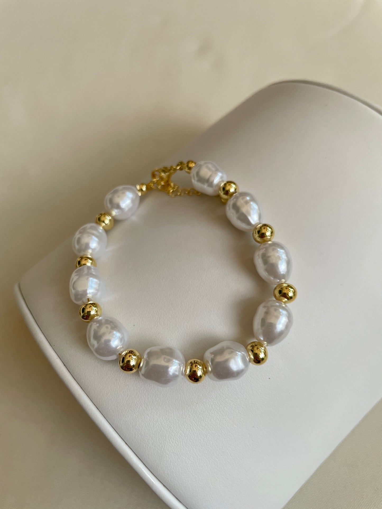 Pulsera ajustable