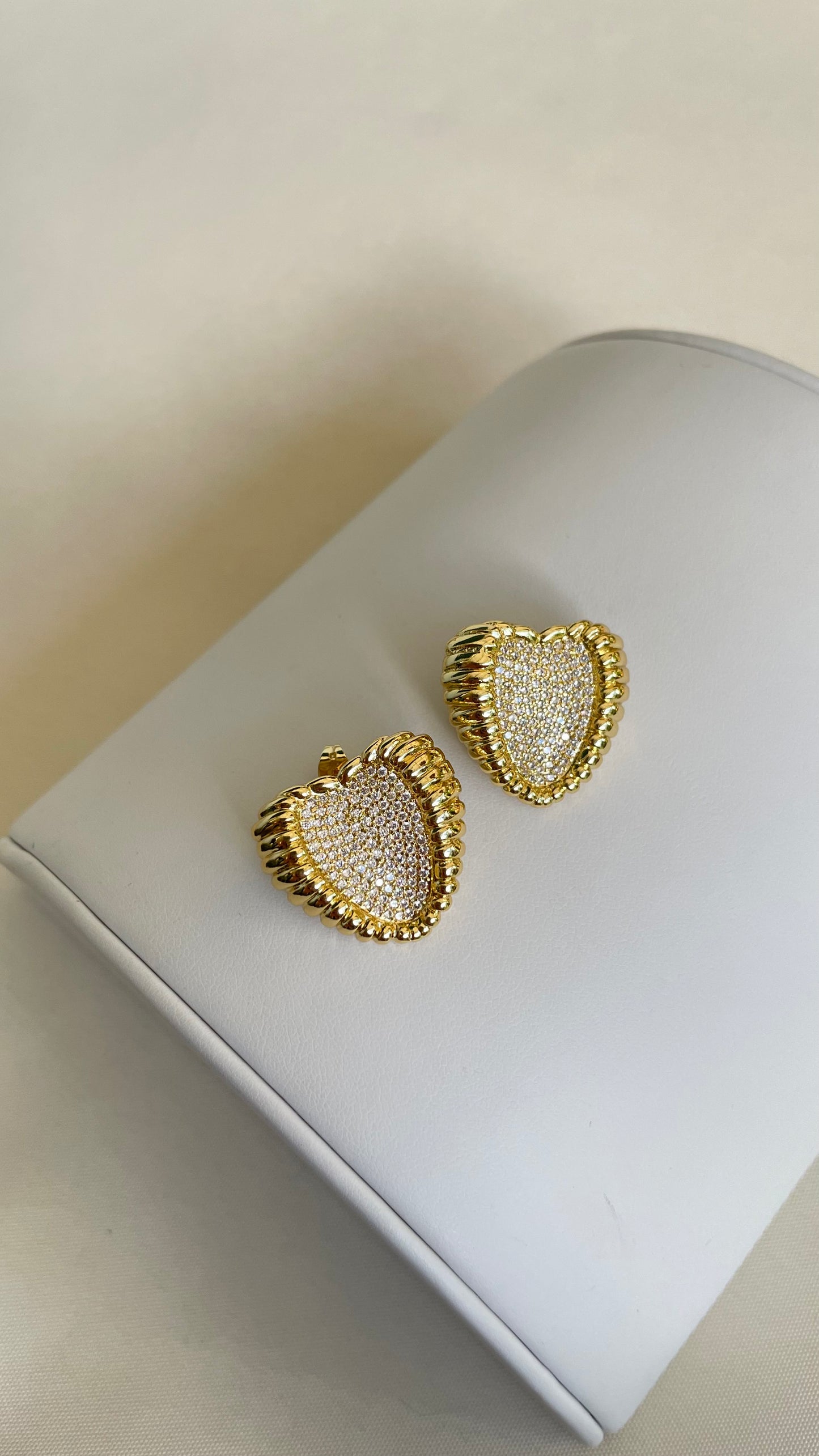 Aretes de microcirconia