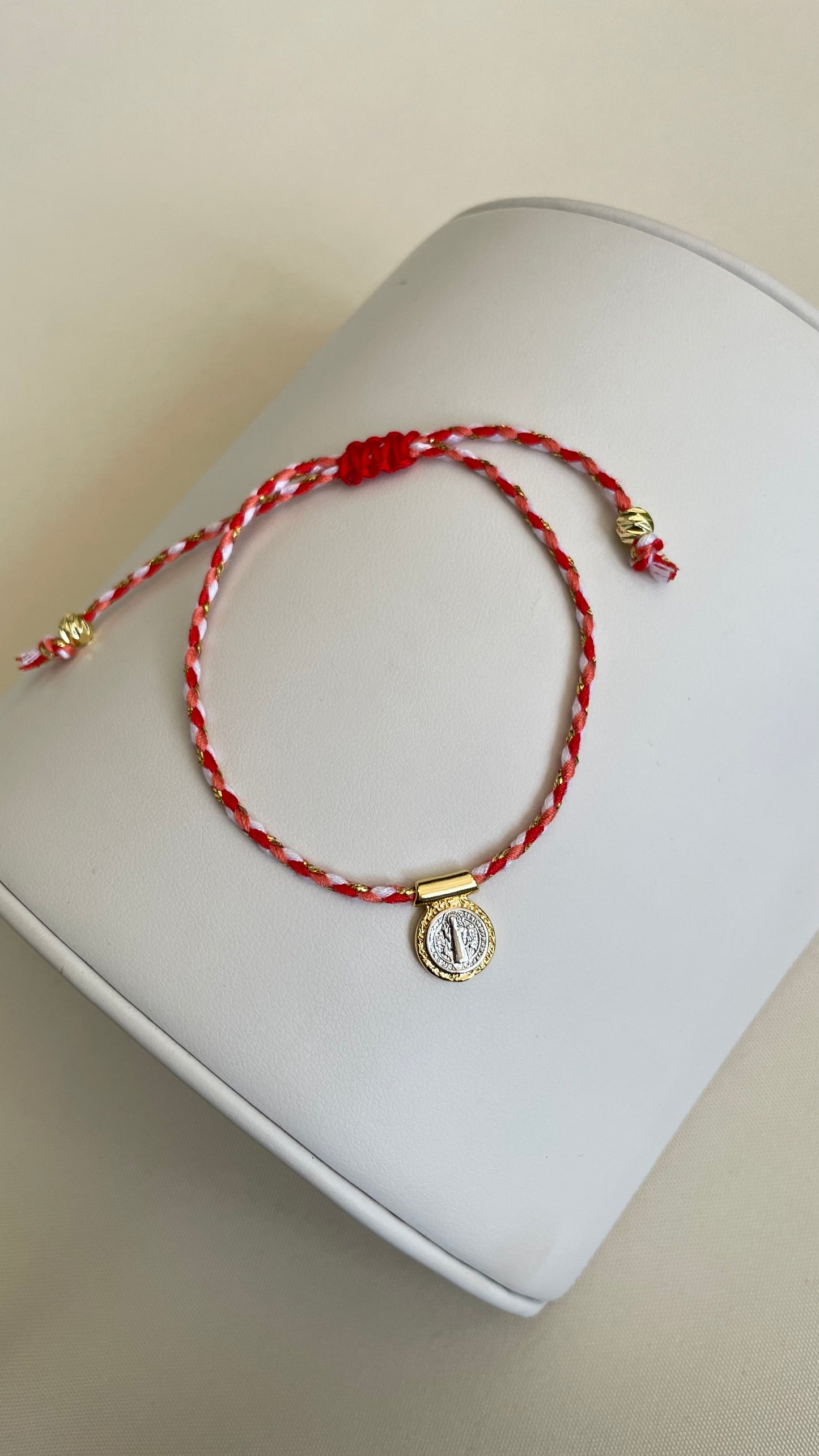 Brazaletes y Pulseras ajustables