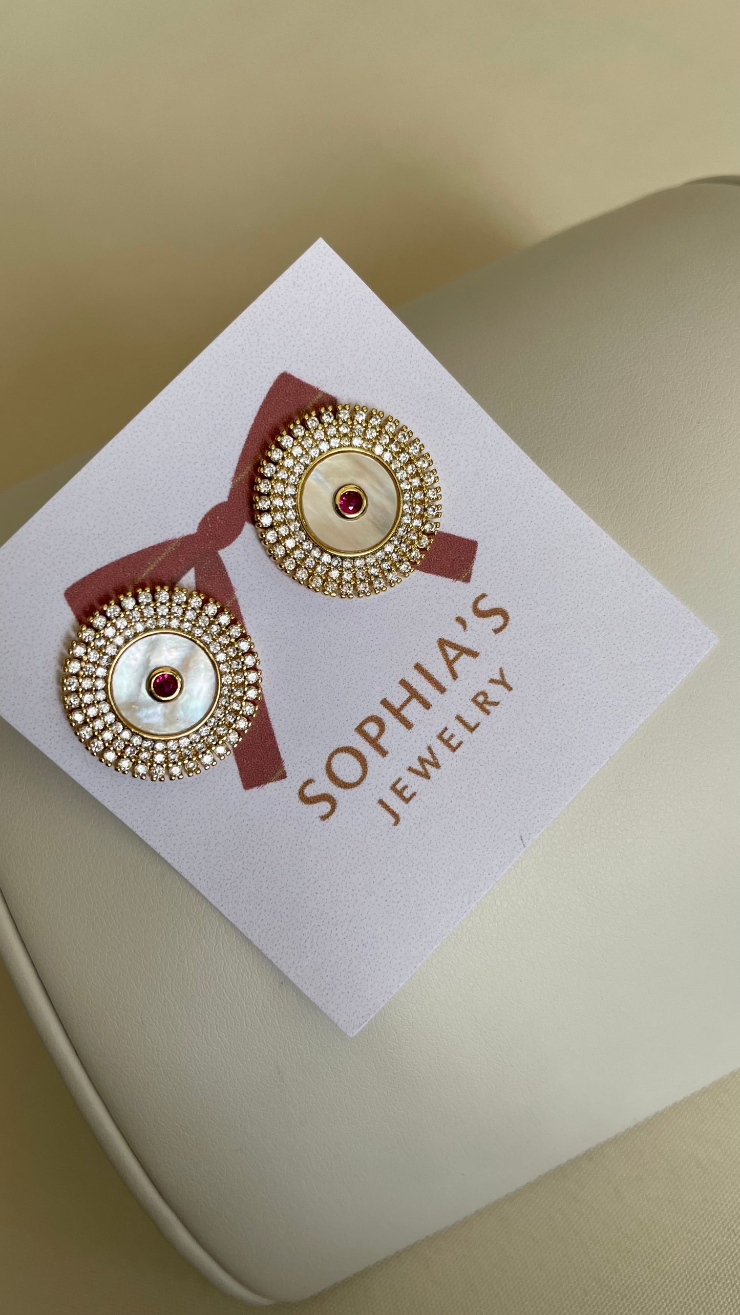 Aretes de microcirconia