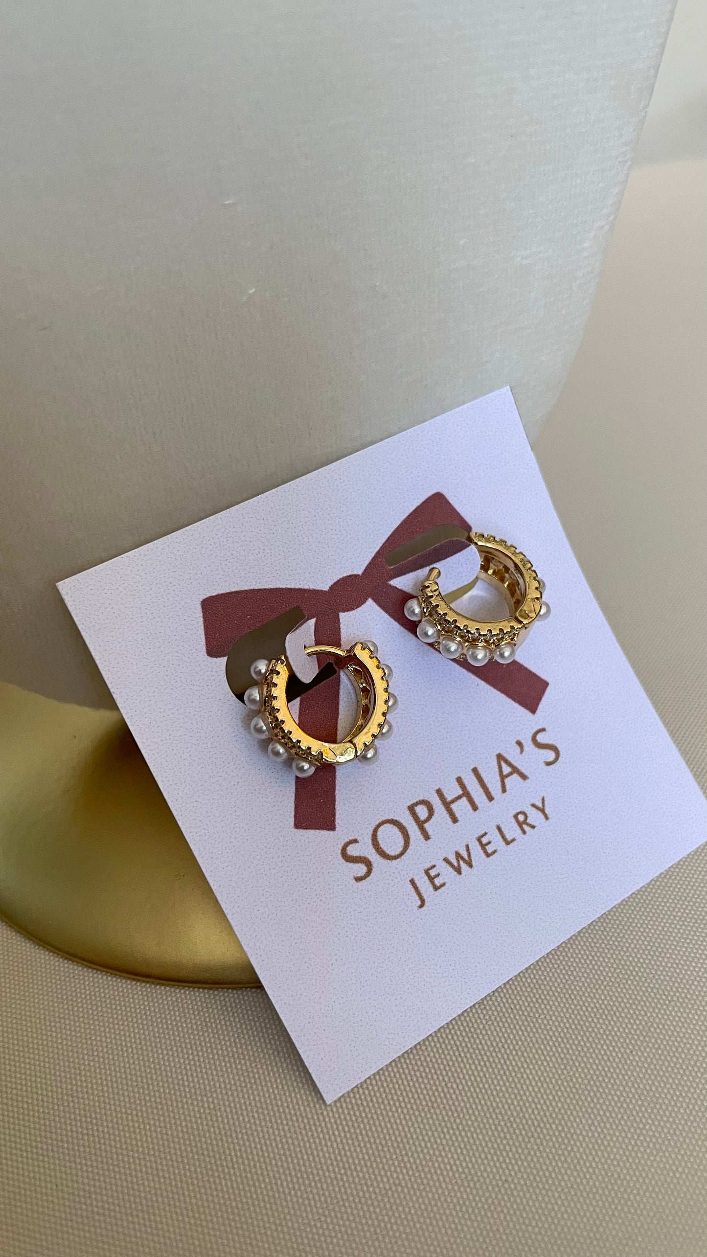 Aretes de perla medianos