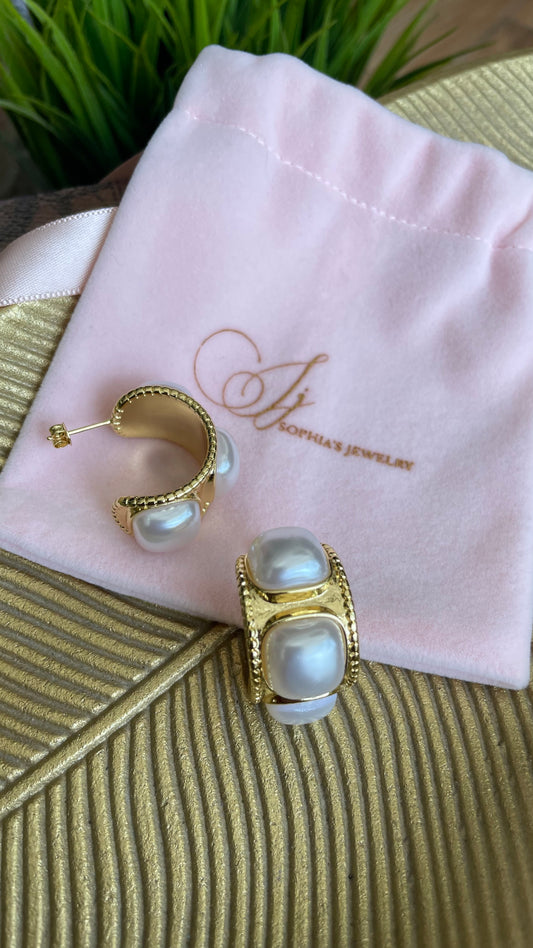 Aretes de perla medianos
