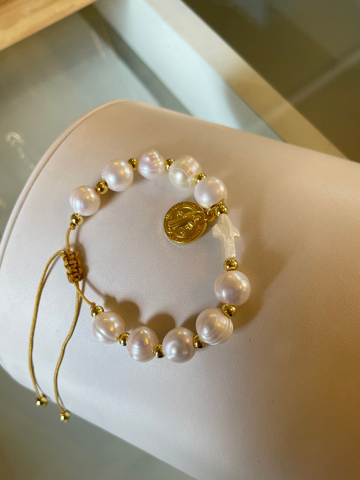 Pulseras Religiosas