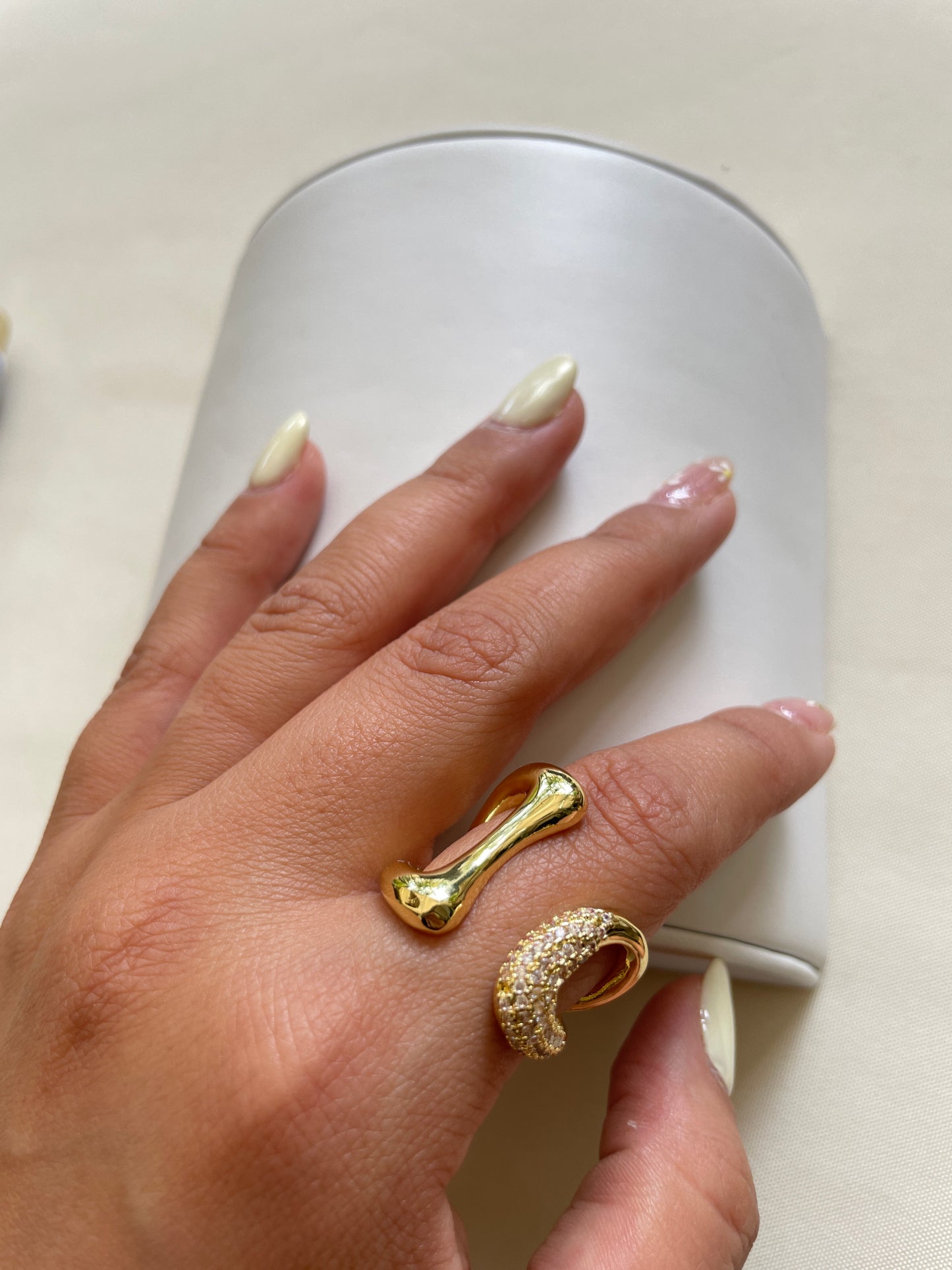 Anillos